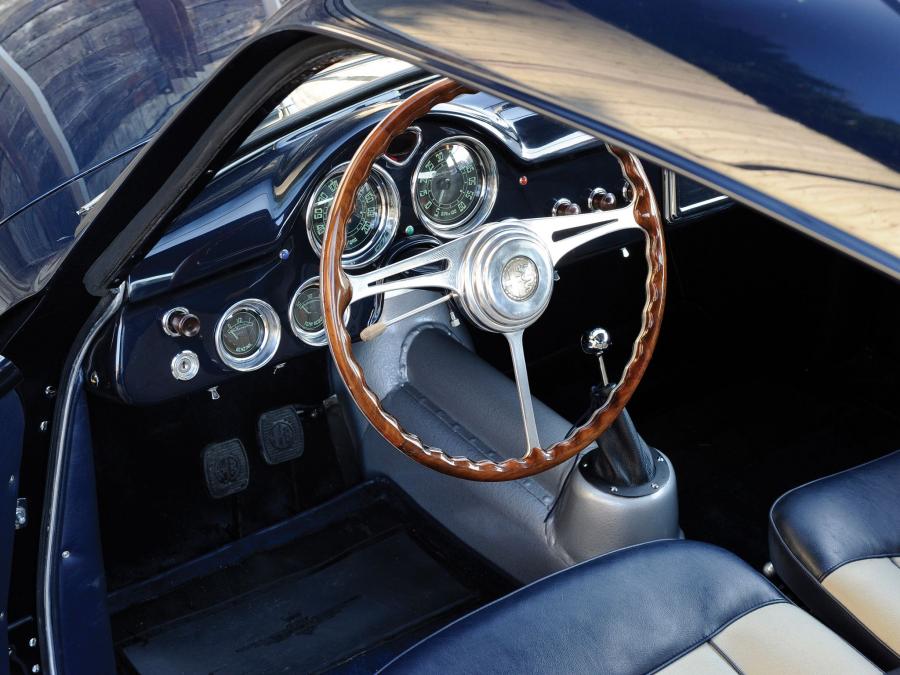 Интерьер Alfa Romeo 1900 Sprint Gara Stradale 1953 года  (фото 3 из 6)